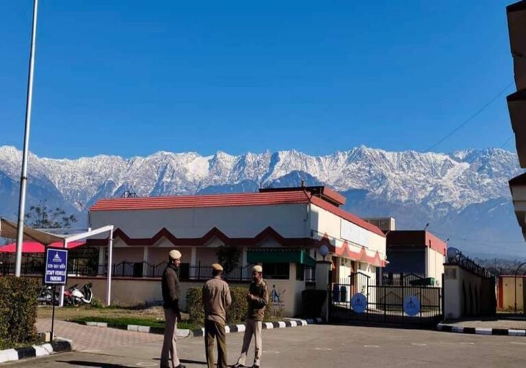 Himachal Pradesh Mein Kitne Airport Hai 2024? जानिए